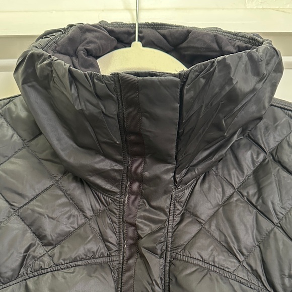 Lululemon down for a run pull over - black - Picture 6 of 7